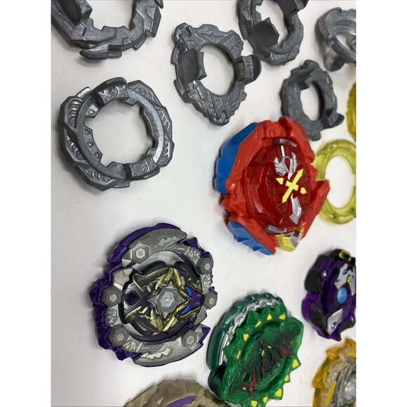 Lot of Beyblades Toys Spinners Burst Quade Drive Etc + Launchers - Picture 4 of 7